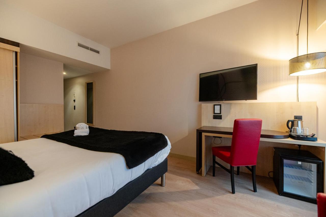 Hotel & Aparthotel Alize Мускрон Екстериор снимка