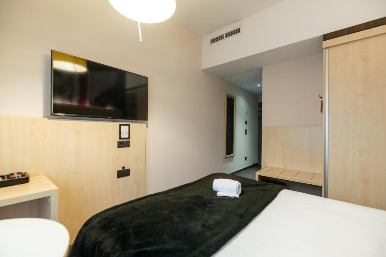 Hotel & Aparthotel Alize Мускрон Екстериор снимка